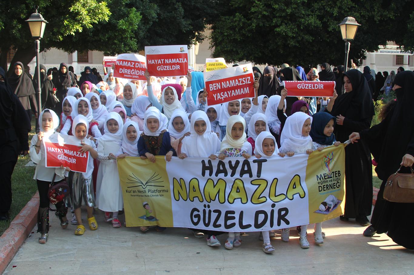Adana’da "Gözümün Nuru Namaz" etkinliği düzenlendi Adana’da "Gözümün Nuru Namaz" etkinliği düzenlendi